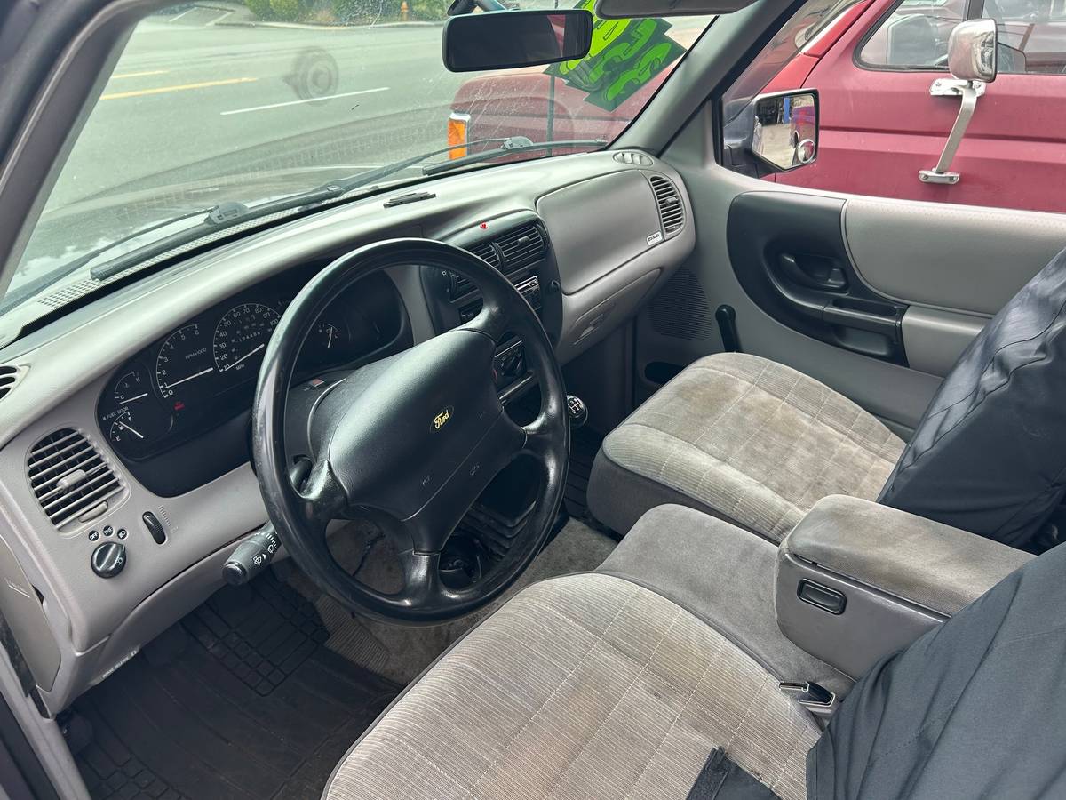 Ford-ranger-xl-1995-grey-5