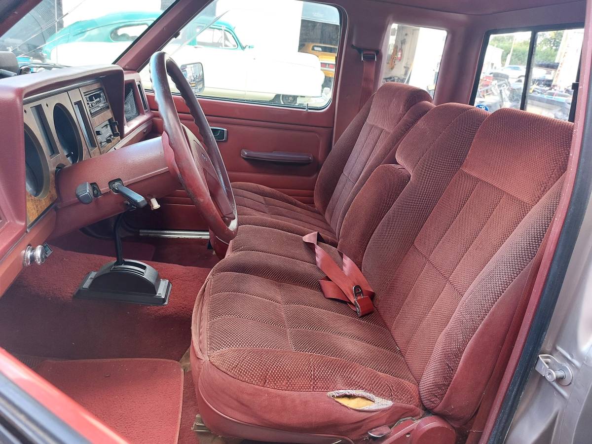 Ford-ranger-xlt-1987-brown-1