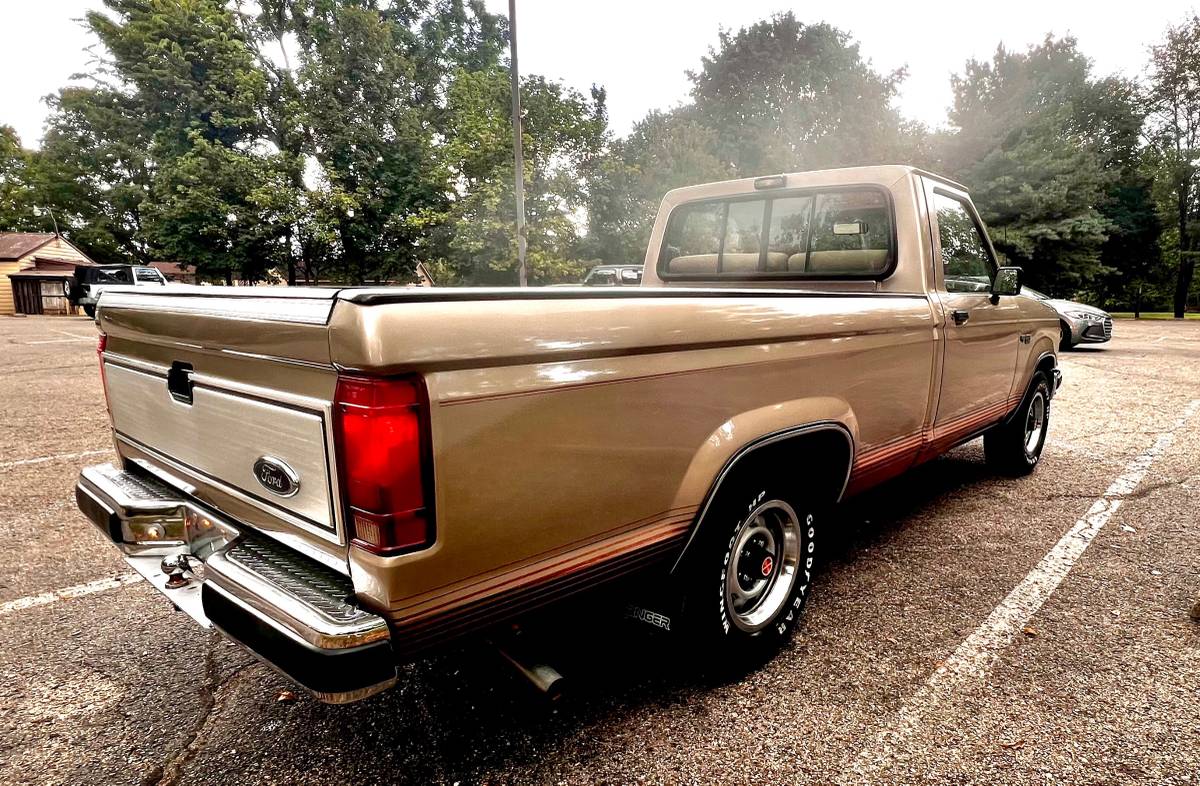 Ford-ranger-xlt-1989-custom-4