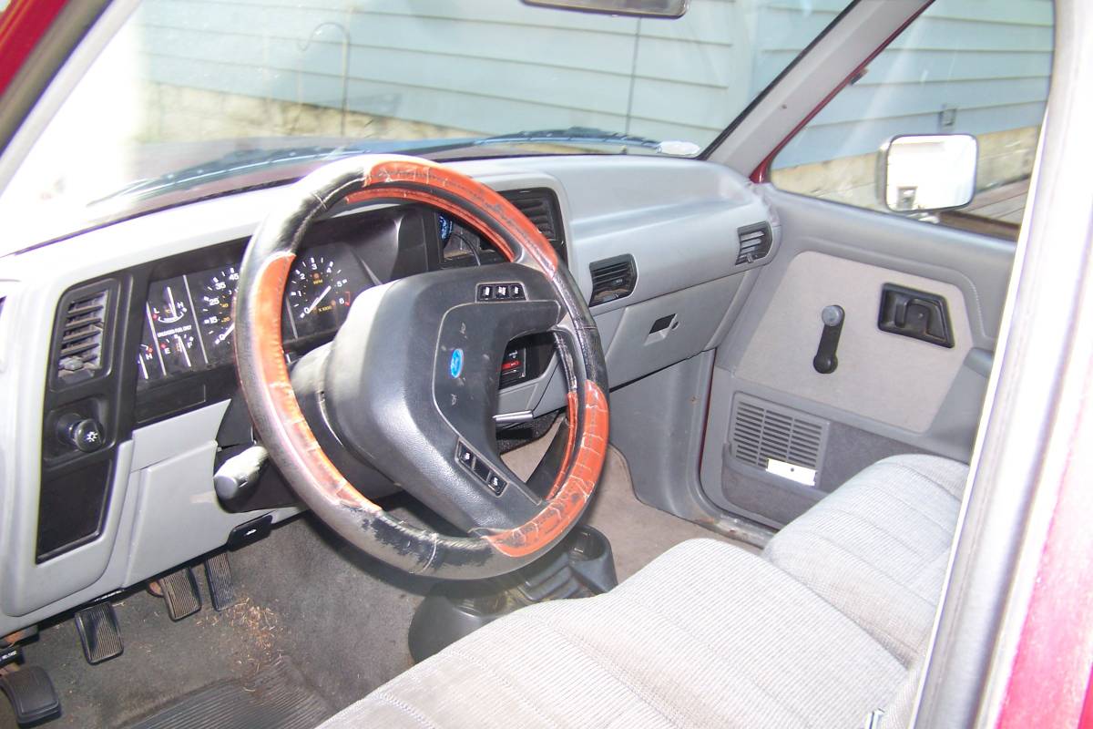 Ford-ranger-xlt-1990-red-10