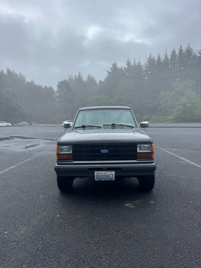 Ford-ranger-xlt-4x4-1991-grey-1