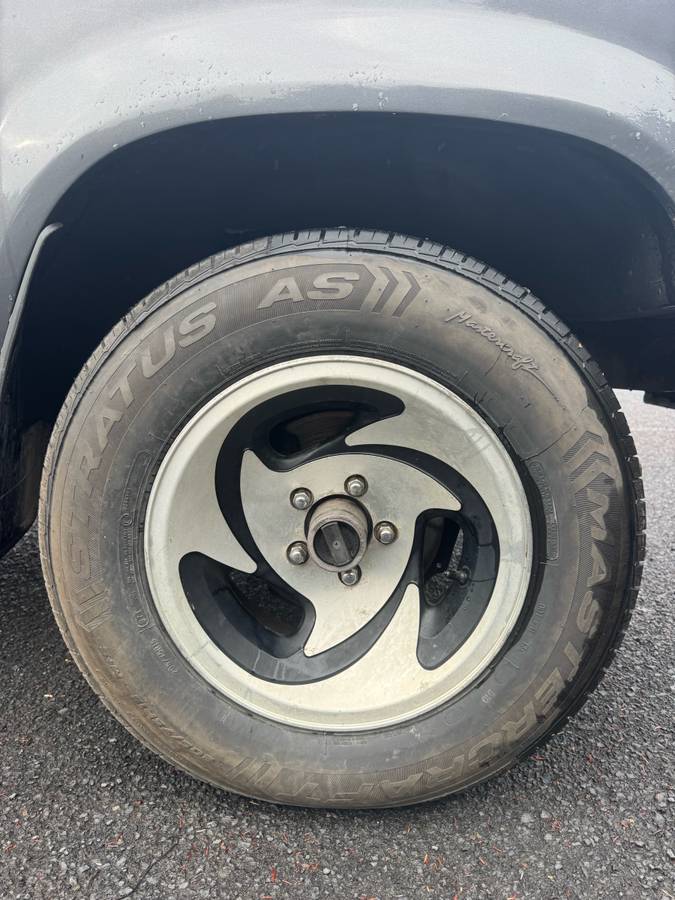 Ford-ranger-xlt-4x4-1991-grey-4