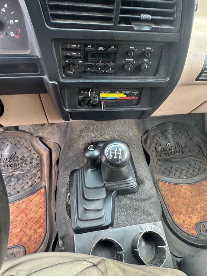Ford-ranger-xlt-4x4-1991-grey-8