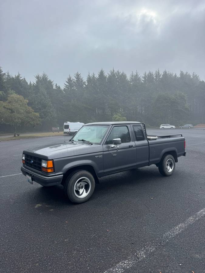 Ford-ranger-xlt-4x4-1991-grey