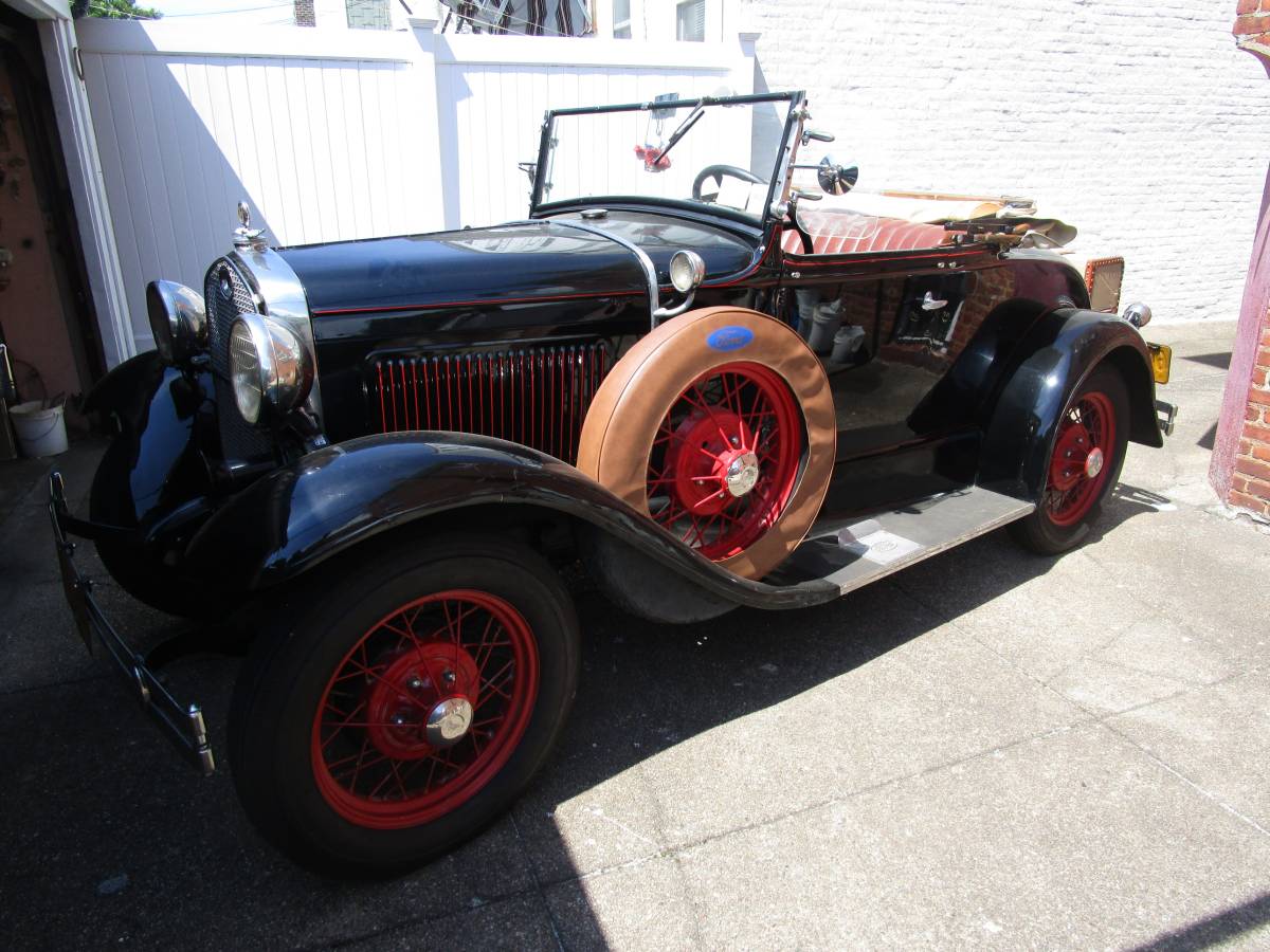 Ford-roadster-1931-black-1