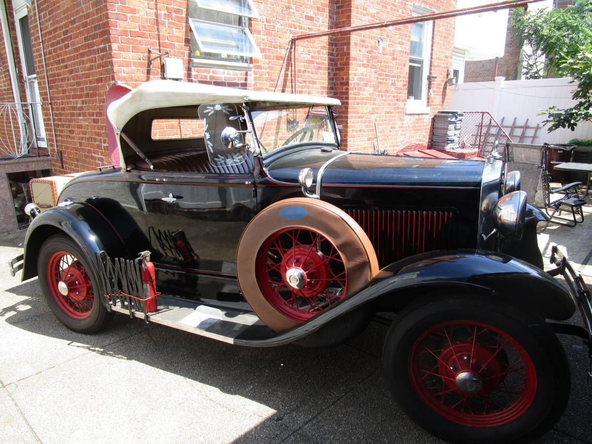 Ford-roadster-1931-black-7