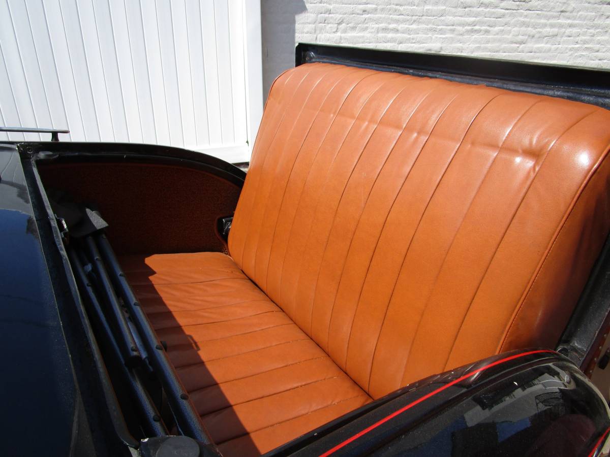 Ford-roadster-1931-black-9