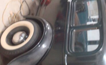Ford-sedan-1932-black