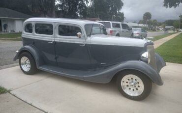 Ford-sedan-1934-grey-3