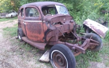 Ford-sedan-1940-11