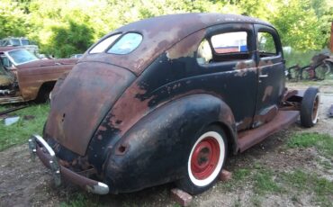 Ford-sedan-1940-16