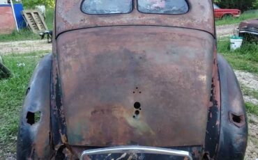 Ford-sedan-1940-17