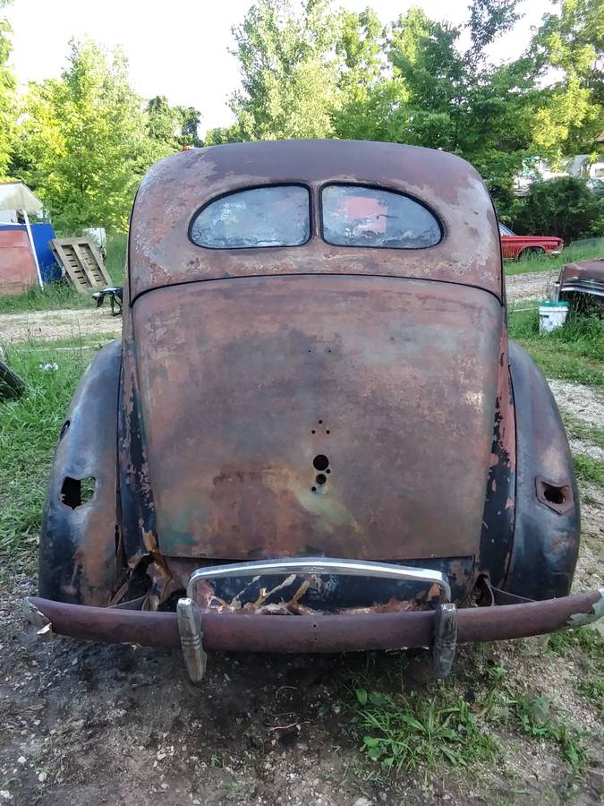 Ford-sedan-1940-17