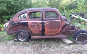 Ford-sedan-1940-7