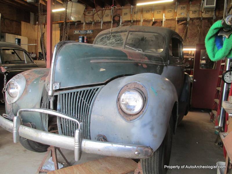 Ford-sedan-1940-green-1