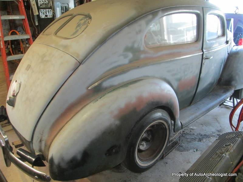 Ford-sedan-1940-green-9