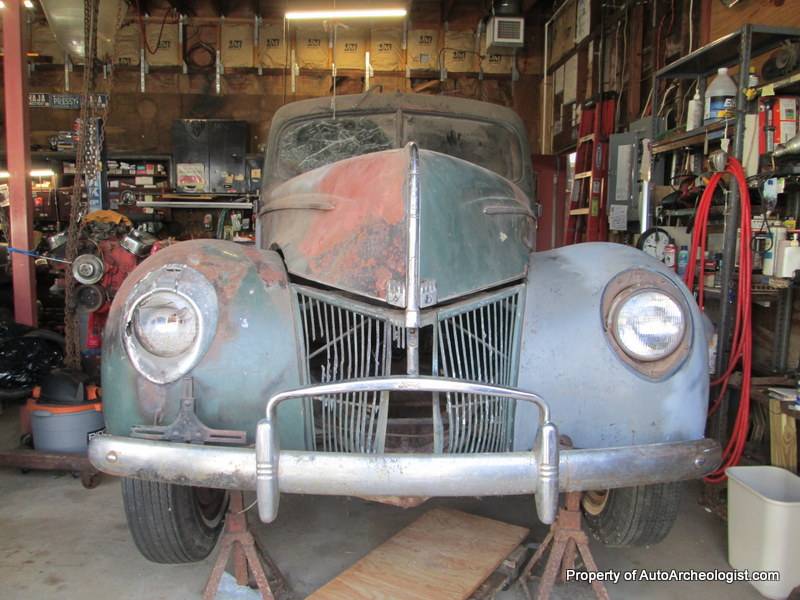 Ford-sedan-1940-green