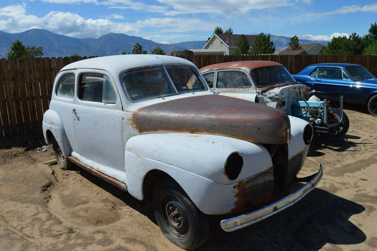 Ford-sedan-1941-grey-10