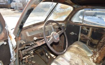 Ford-sedan-1941-grey-4