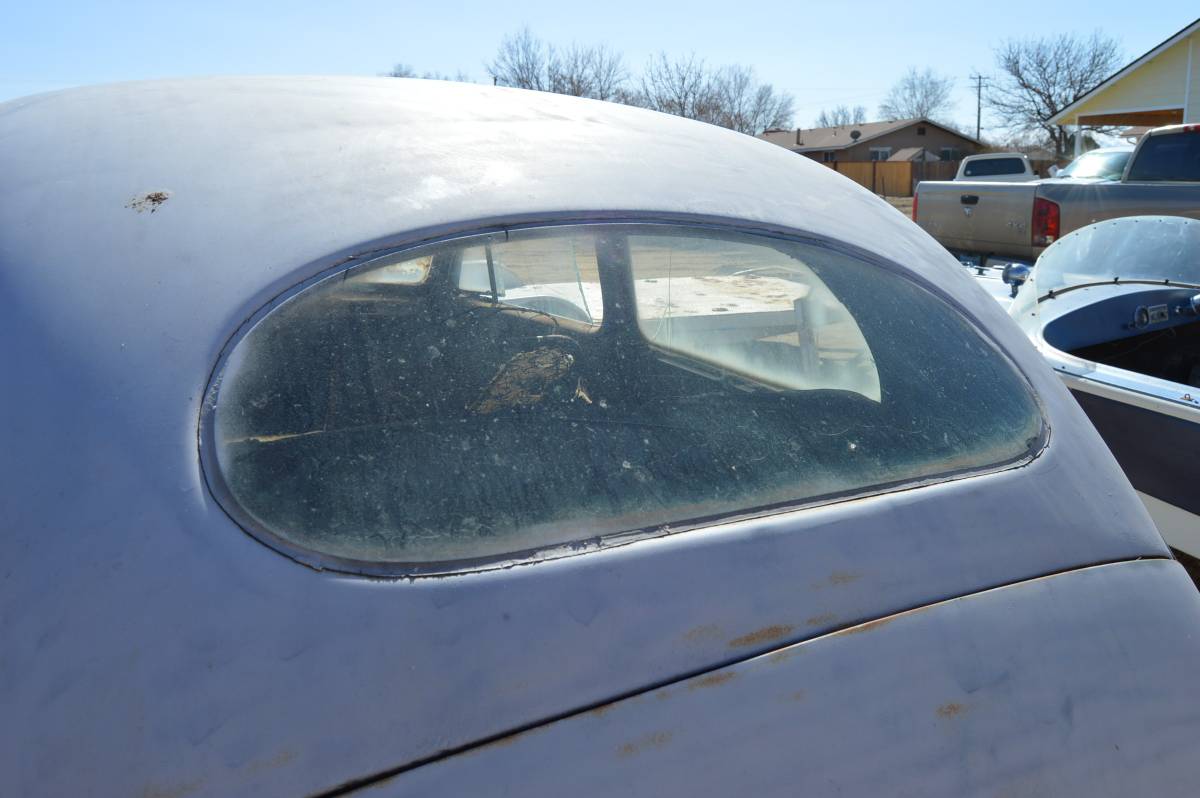Ford-sedan-1941-grey-6