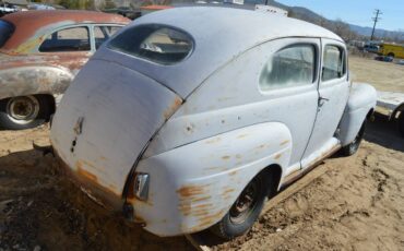 Ford-sedan-1941-grey-7