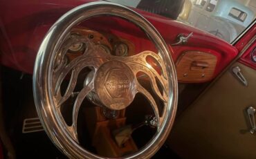 Ford-sedan-delivery-1933-red