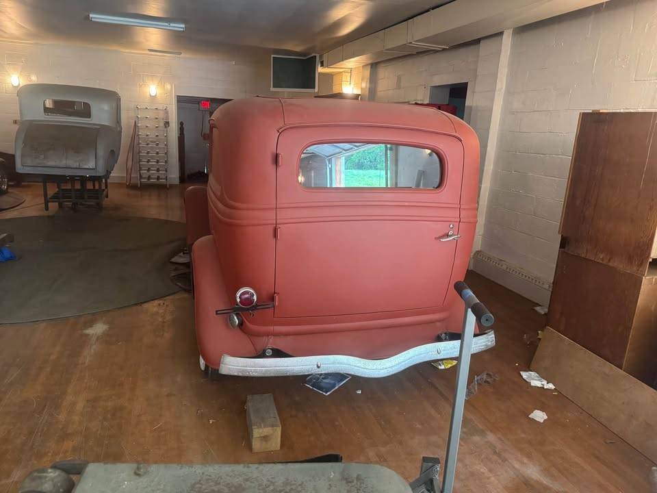 Ford-sedan-delivery-1934-3