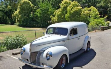 Ford-sedan-delivery-1940-white-3
