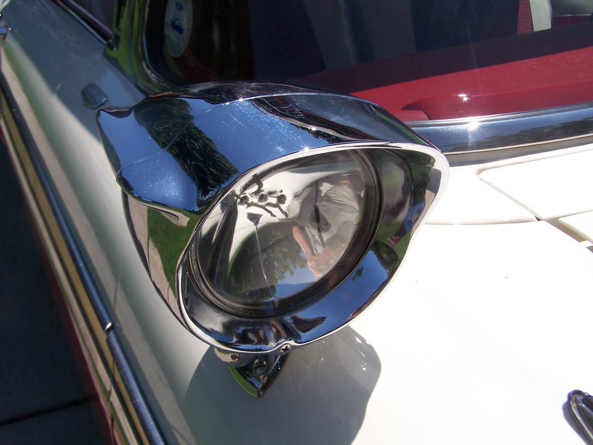 Ford-skyliner-convertible-1970-white-12