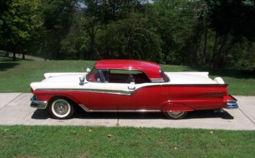 Ford-skyliner-convertible-1970-white-18