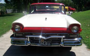 Ford-skyliner-convertible-1970-white