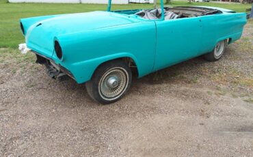 Ford-sunliner-convertible-1956-green