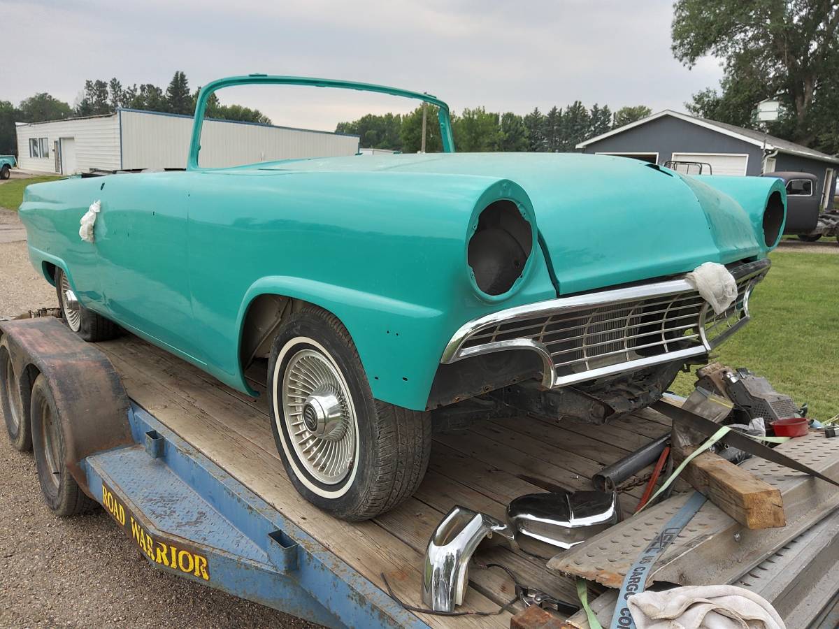 Ford-sunliner-convertible-1956-green-4