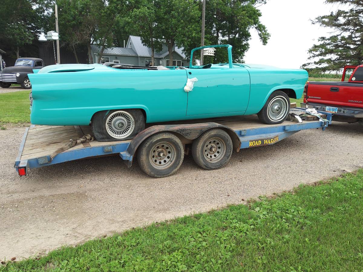 Ford-sunliner-convertible-1956-green-5