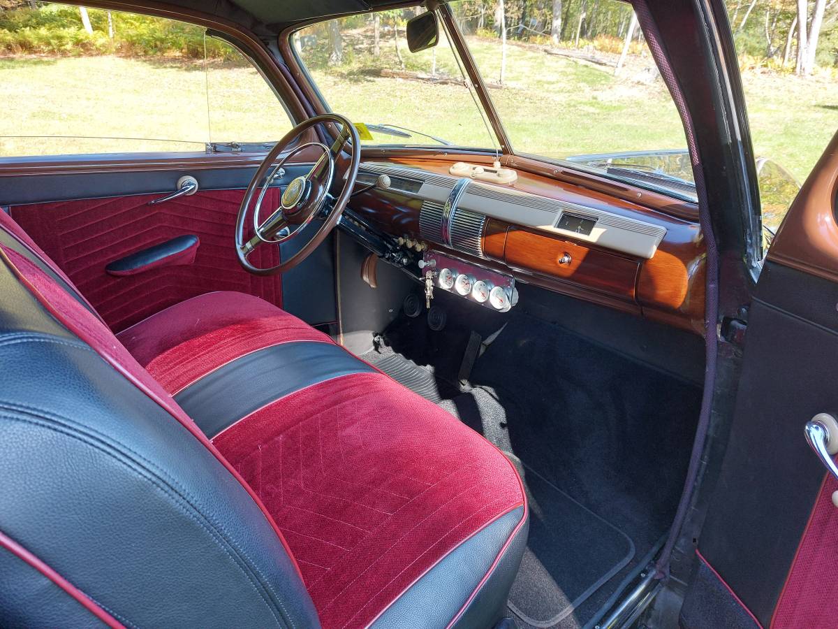 Ford-super-deluxe-1941-black-7