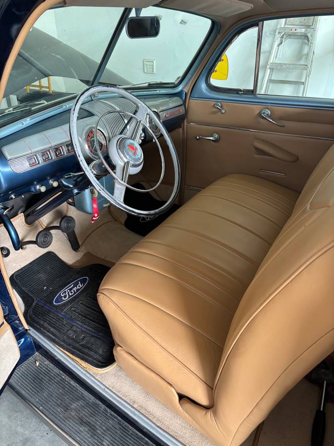 Ford-super-deluxe-1946-3