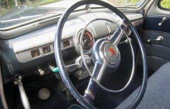 Ford-super-deluxe-1946-blue-1