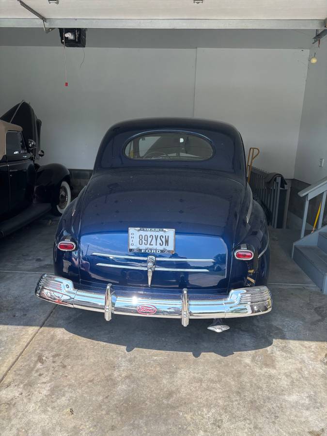 Ford-super-deluxe-1946
