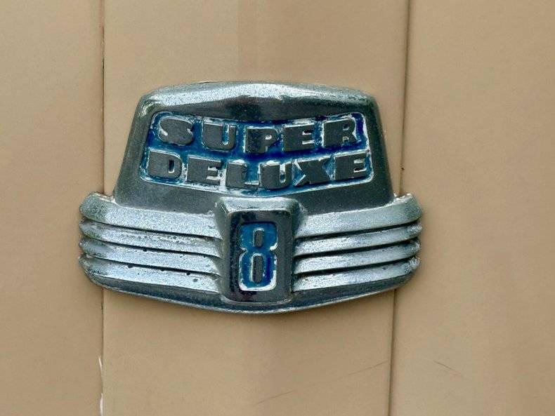 Ford-super-deluxe-1947-custom-19
