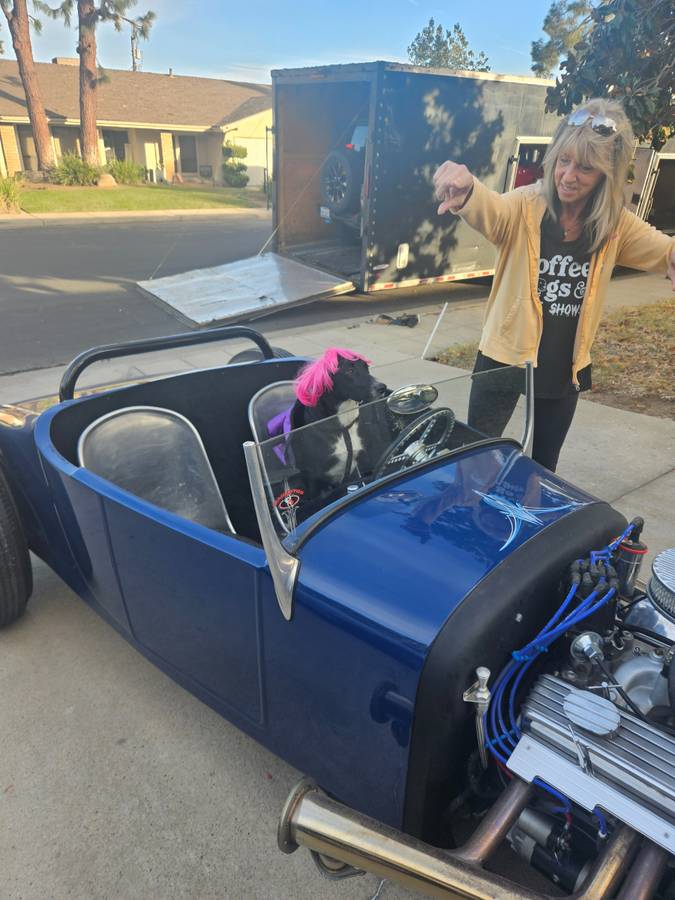 Ford-t-bucket-1922-blue-2