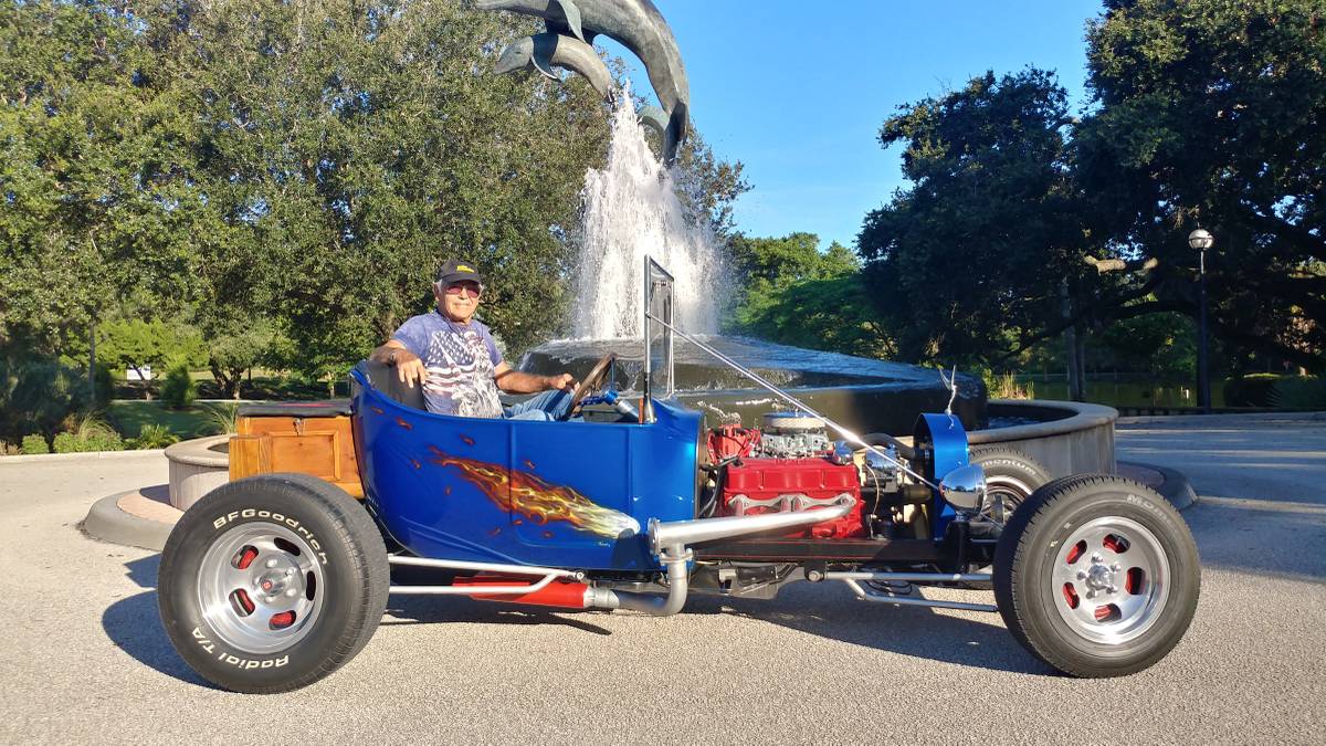 Ford-t-bucket-1923-blue