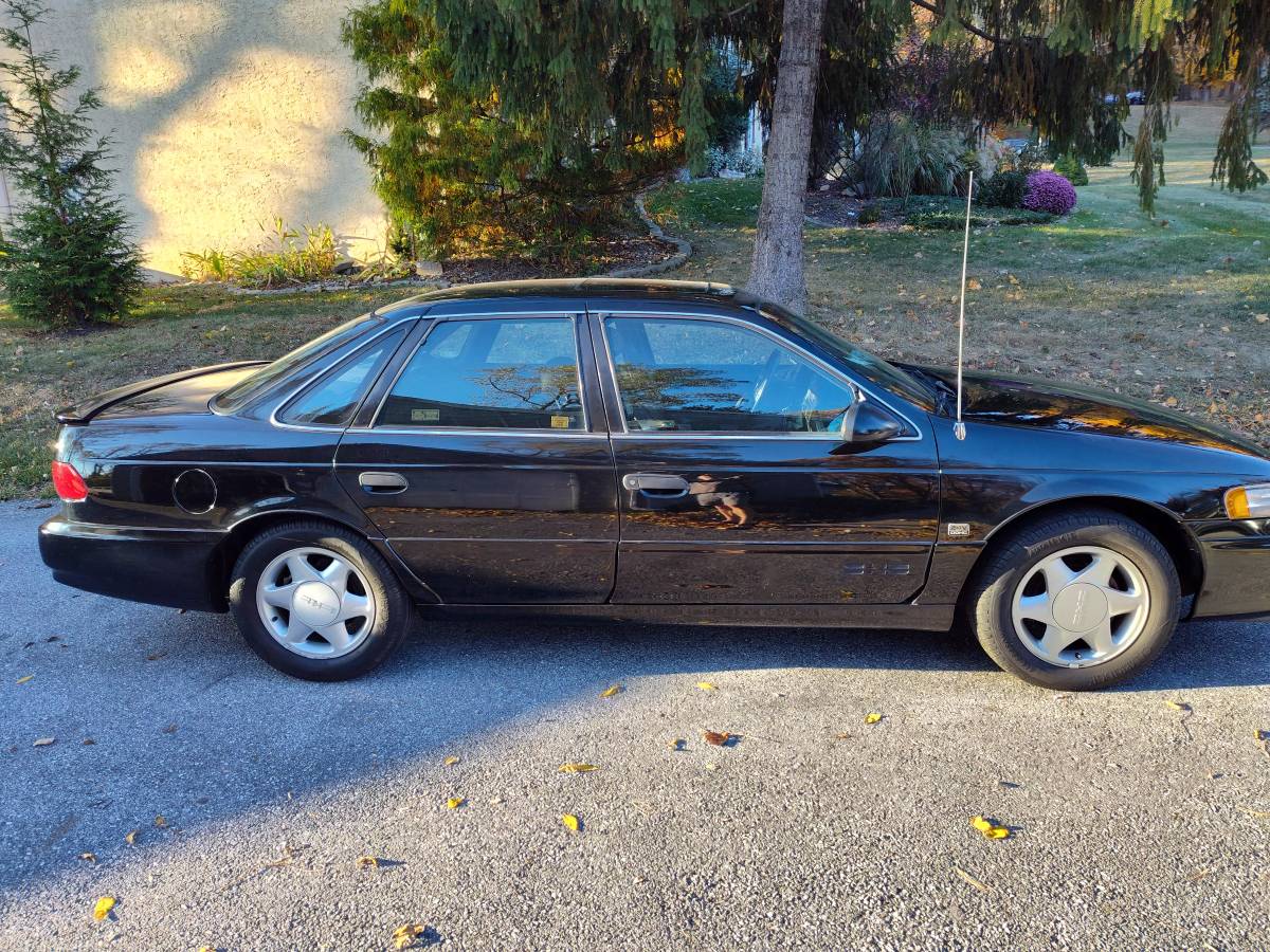 Ford-taurus-sho-1993-black-16