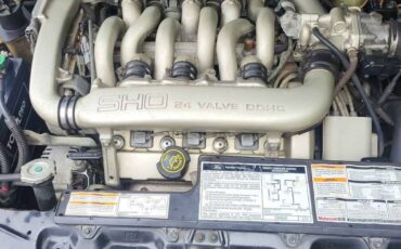 Ford-taurus-sho-1993-black