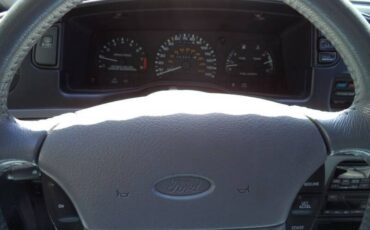Ford-taurus-sho-1993-white-15