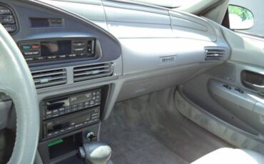 Ford-taurus-sho-1993-white-17