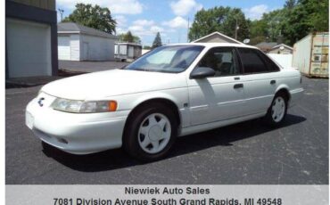 Ford-taurus-sho-1993-white