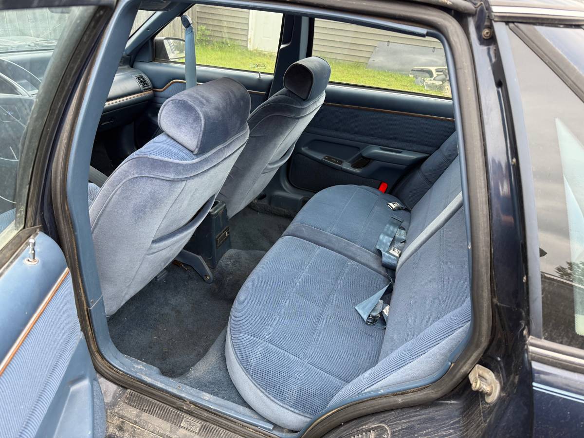 Ford-tempo-1989-blue-5