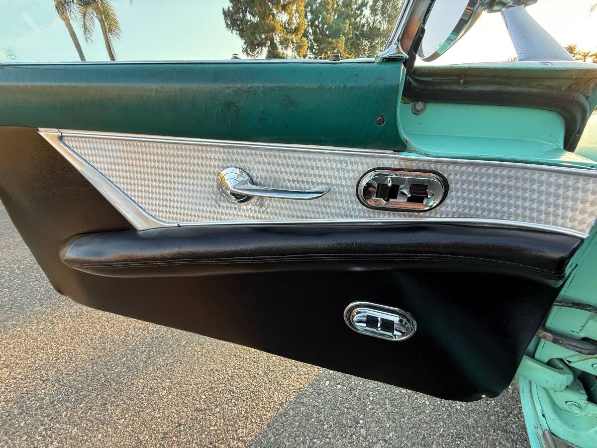 Ford-thunderbird-1955-blue-14