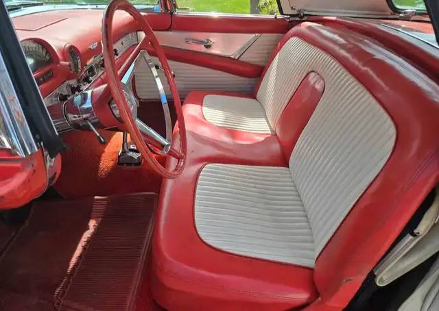 Ford-thunderbird-1956-4