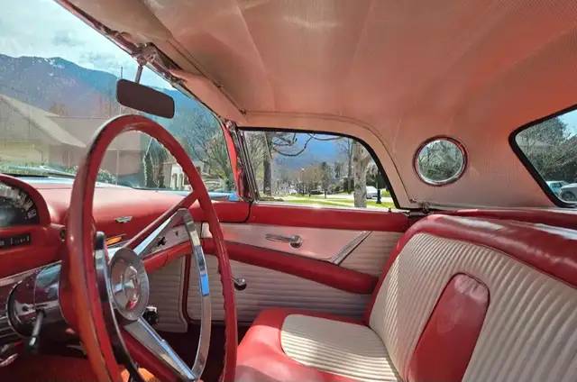 Ford-thunderbird-1956-6